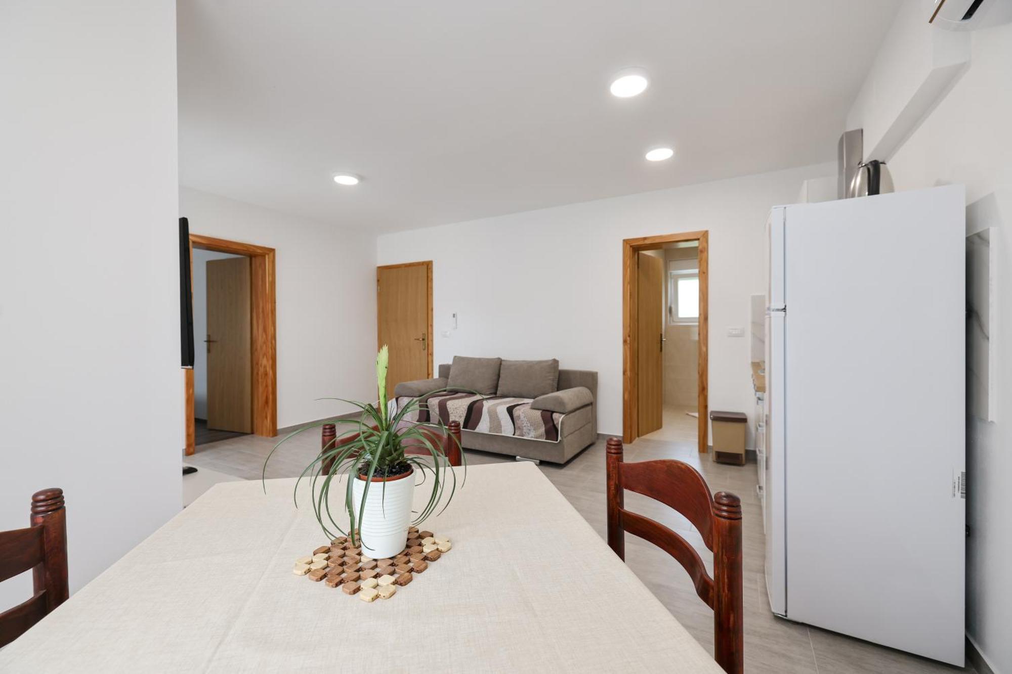 Apartments Kika Nin Exterior foto